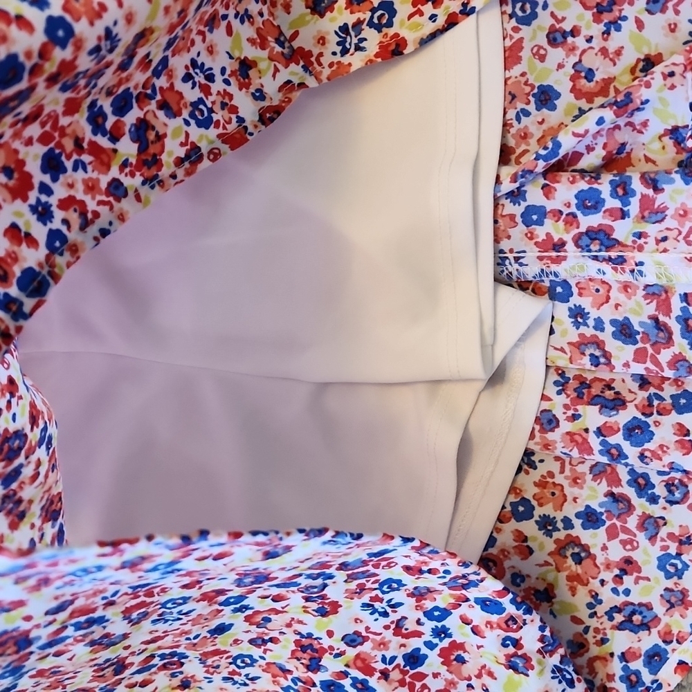 Girls Faded Glory pink and blue floral skirt with built-in shorts, size 7/8. - Picture 2 of 4